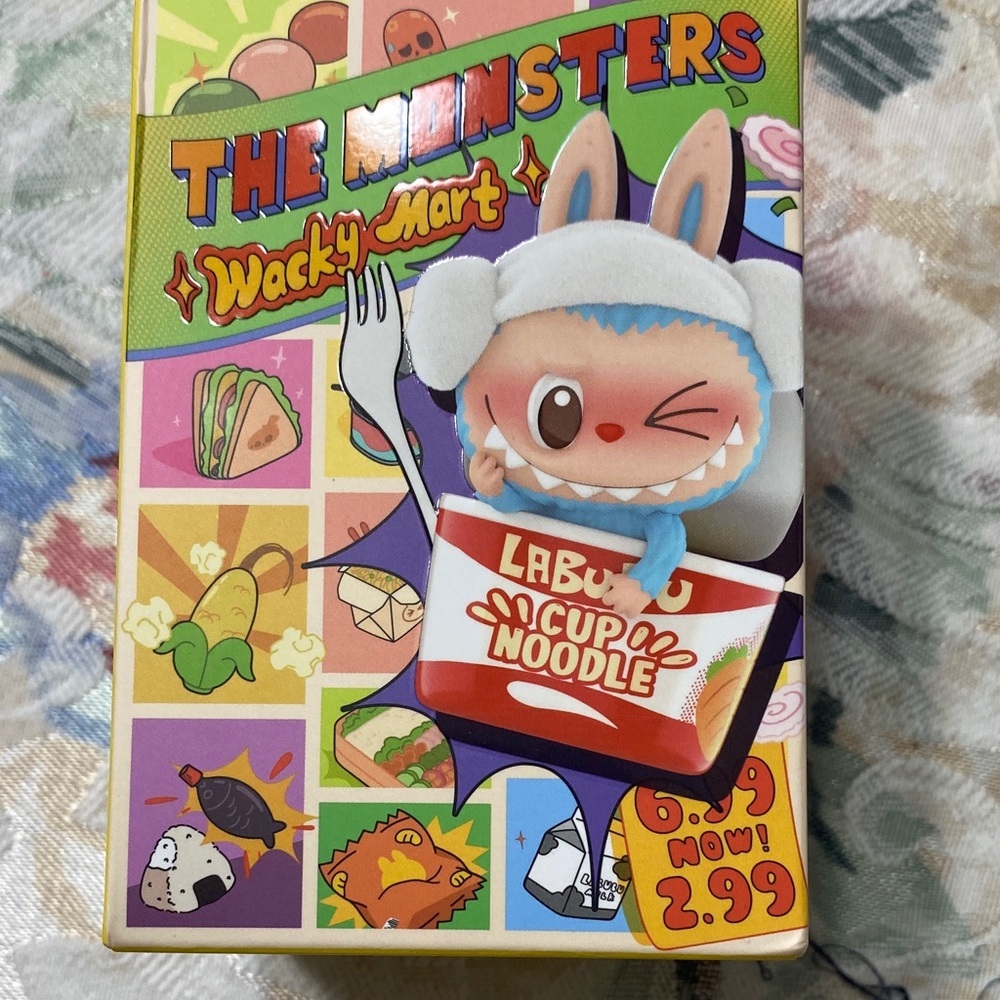 POP MART Labubu The Monsters x Wacky Mart Series! Salad!! - Picture 2 of 11